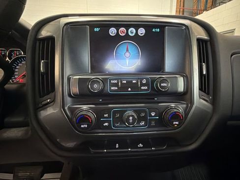 Certified 2019 Chevrolet Silverado 1500 LT w/ All Star Edition AWD/4WD image 18