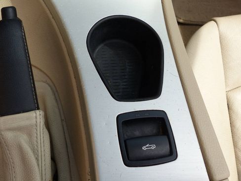 Used 2008 BMW 328i Convertible RWD image 42