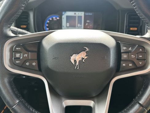 Certified 2023 Ford Bronco Badlands AWD/4WD image 23