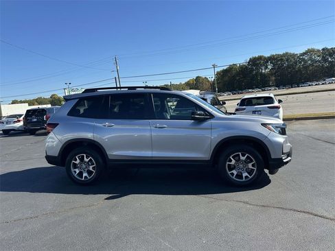 Certified 2022 Honda Passport TrailSport image 28