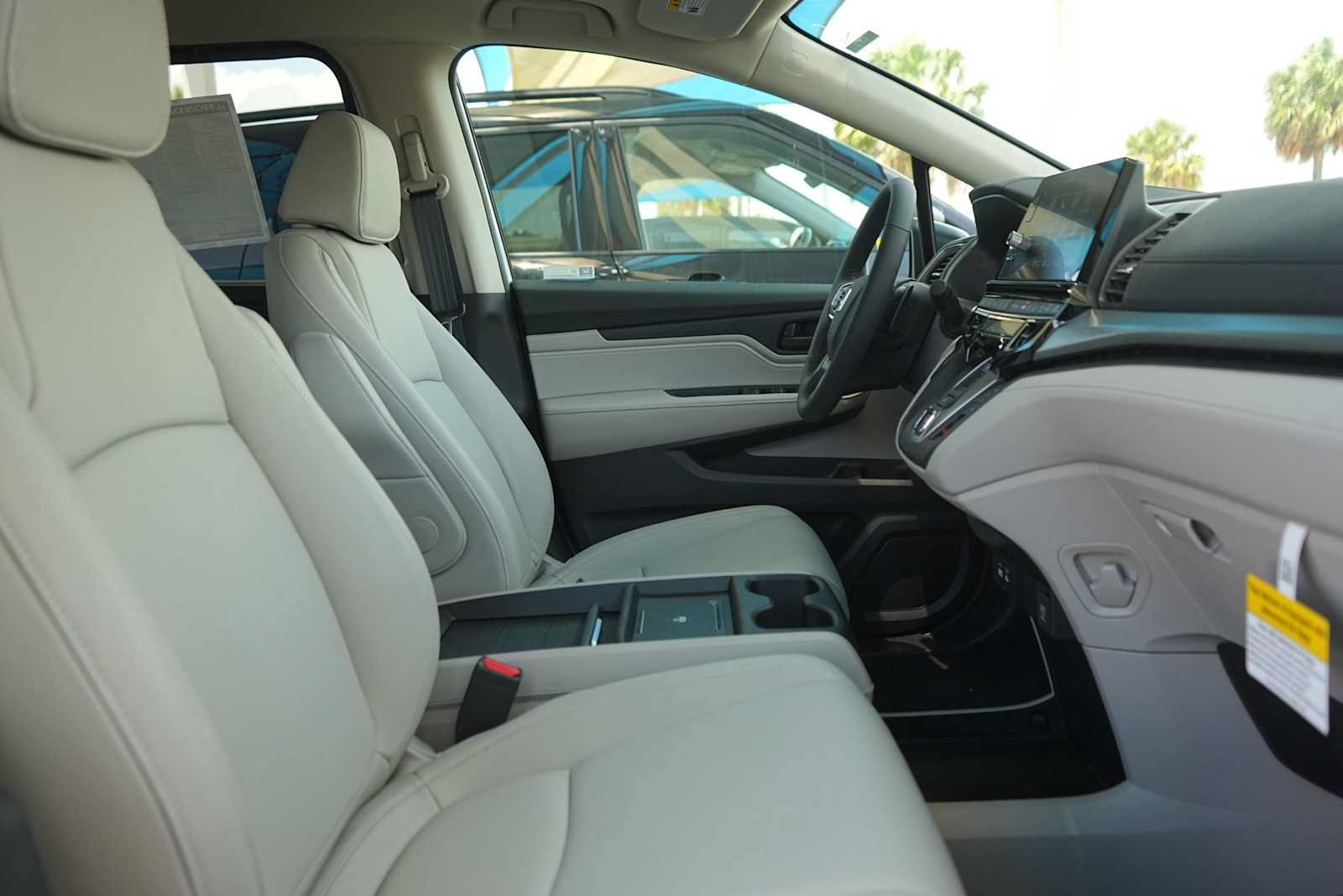 New 2027 Honda Odyssey EX-L image 14