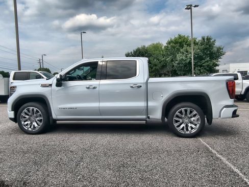 Used 2026 GMC Sierra 1500 Denali AWD/4WD image 5
