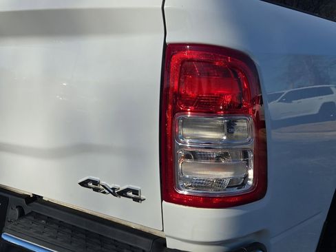 Used 2021 RAM 2500 Tradesman image 9