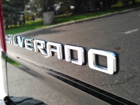 Certified 2024 Chevrolet Silverado 1500 Custom Trail Boss AWD/4WD image 31