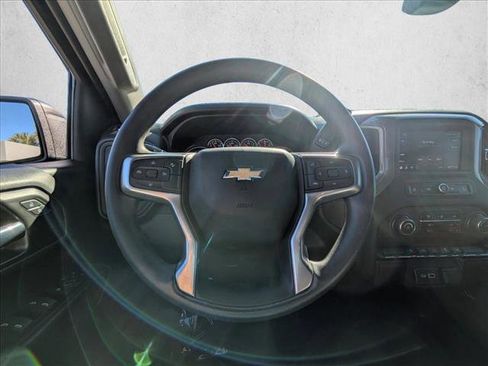 Used 2022 Chevrolet Silverado 1500 Custom w/ Safety Confidence Package image 12