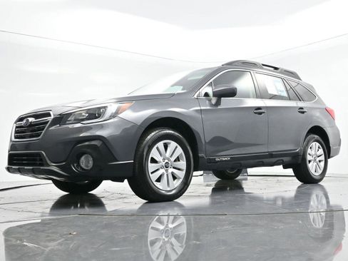 Used 2019 Subaru Outback 2.5i Premium image 44