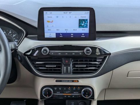 Used 2022 Ford Escape SEL FWD image 19