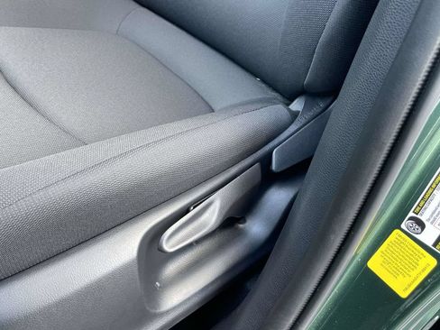 Used 2026 Toyota Corolla Cross LE w/ Moonroof Package FWD image 16