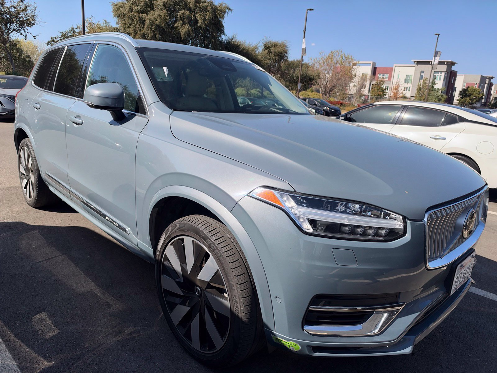 Used 2023 Volvo XC90 T8 Ultimate AWD/4WD image 1