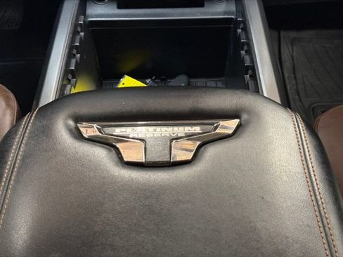 Used 2019 Nissan Titan Platinum Reserve AWD/4WD image 16