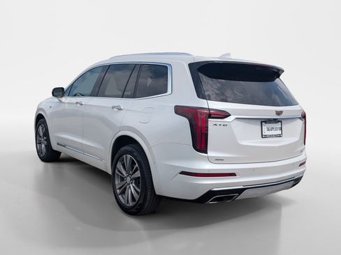 Used 2021 Cadillac XT6 Premium Luxury image 4