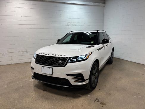 Used 2022 Land Rover Range Rover Velar R-Dynamic S AWD/4WD image 2