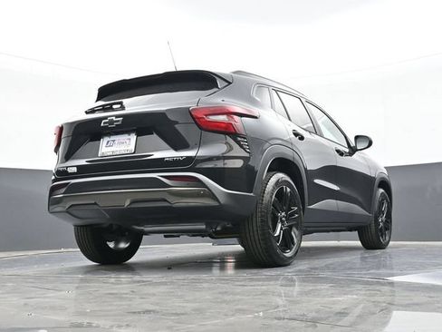 Used 2026 Chevrolet Trax ACTIV w/ Driver Confidence Package FWD image 43