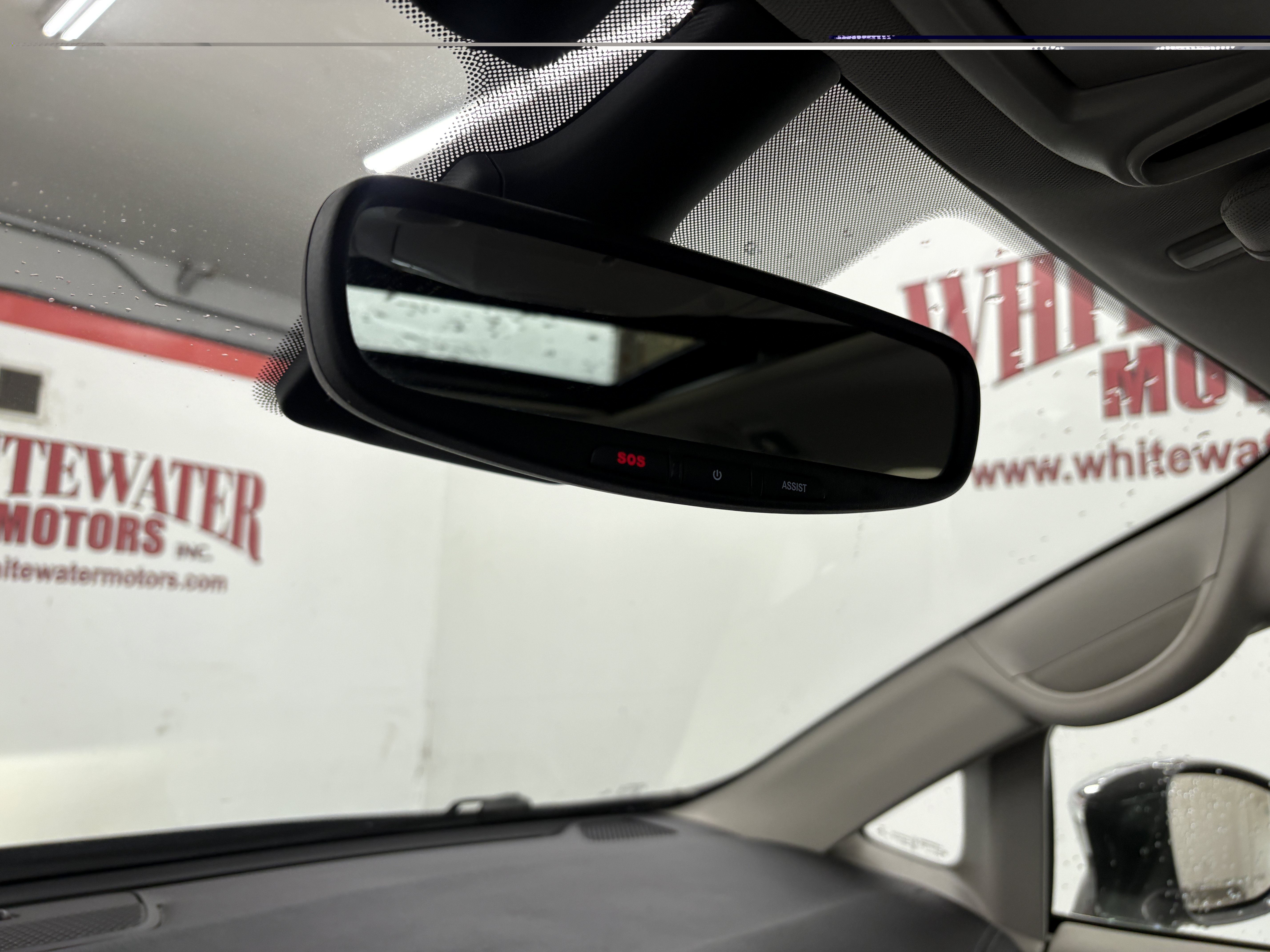 Used 2020 Chrysler Pacifica Limited w/ Advanced Safetytec Group FWD image 31