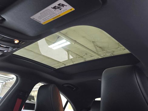 Used 2015 Mercedes-Benz CLA 250 4MATIC image 22