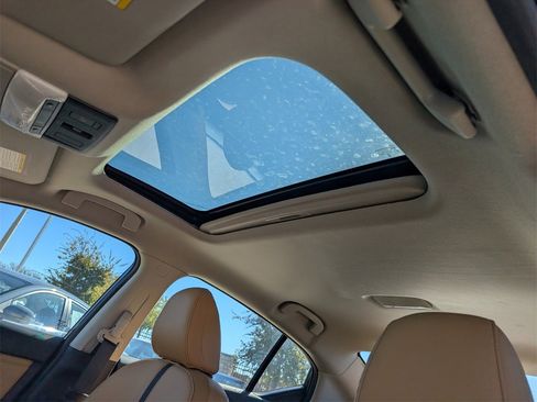 New 2025 Nissan Sentra SV w/ SV Premium Package image 17