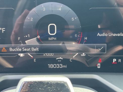 Used 2024 GMC Acadia Elevation w/ Super Cruise Package FWD image 12
