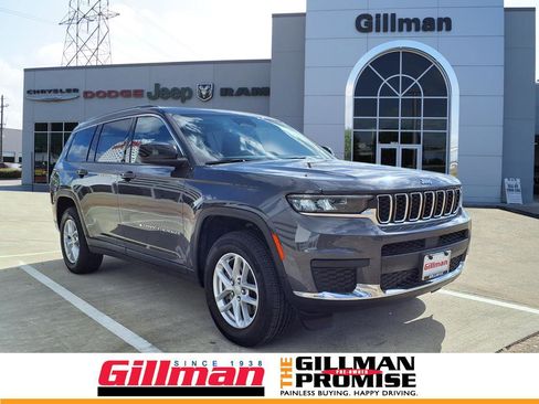 Used 2023 Jeep Grand Cherokee L Laredo image 1