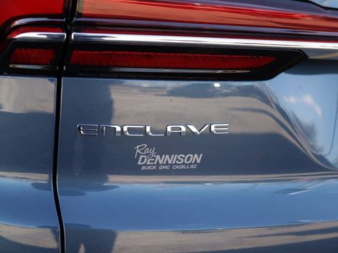 Used 2025 Buick Enclave Preferred image 38