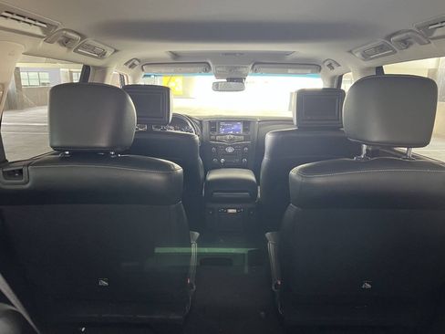 Used 2017 INFINITI QX80 4WD w/ Driver Assistance Package image 22