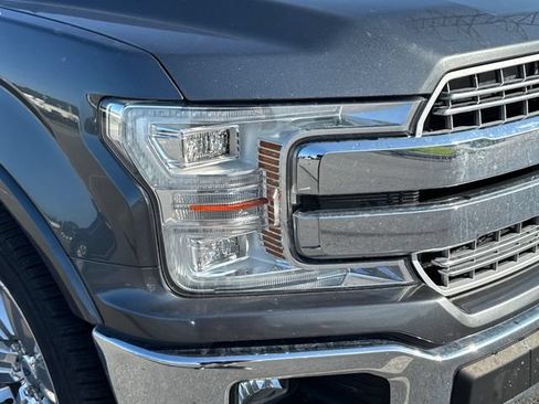Used 2019 Ford F150 Lariat w/ Equipment Group 502A Luxury AWD/4WD image 12