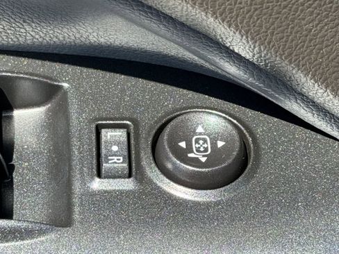 Used 2016 Chevrolet Colorado Z71 AWD/4WD image 16