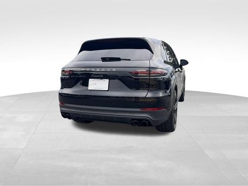 Used 2022 Porsche Cayenne Platinum Edition AWD/4WD image 5