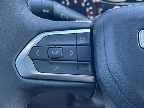 New 2026 Jeep Compass Latitude image 12