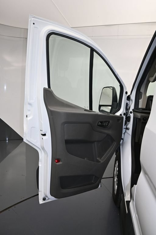Used 2024 Ford Transit 350 XLT RWD image 10