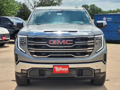 New 2026 GMC Sierra 1500 SLT AWD/4WD image 3