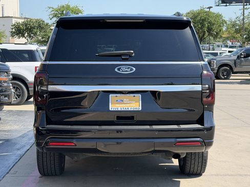 Certified 2024 Ford Expedition Max Platinum AWD/4WD image 5