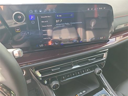 New 2026 Chevrolet Traverse RS image 32