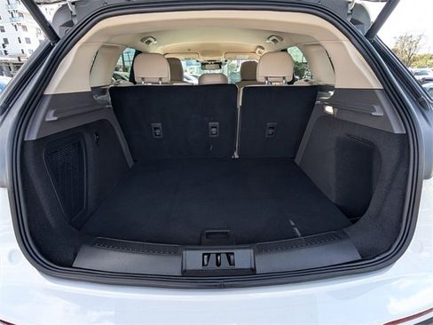 Used 2024 Lincoln Corsair FWD image 10