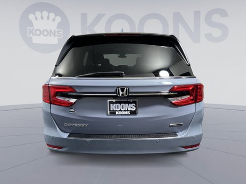 Used 2023 Honda Odyssey Touring image 10