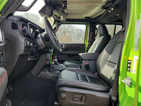 New 2026 Jeep Wrangler Unlimited Rubicon image 9