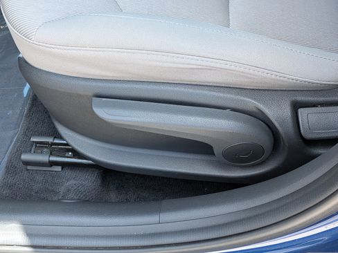 Used 2018 Hyundai Elantra SEL FWD image 20