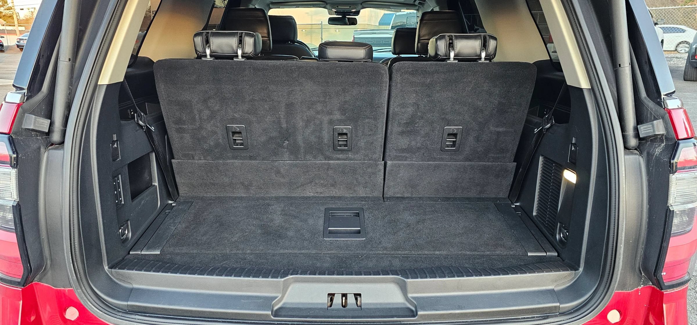 Used 2021 Ford Expedition Platinum AWD/4WD image 29