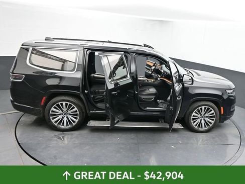 Used 2022 Jeep Grand Wagoneer Series III AWD/4WD image 72