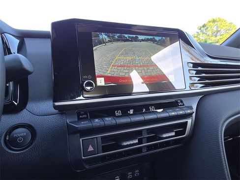 Used 2026 Toyota Camry SE image 32