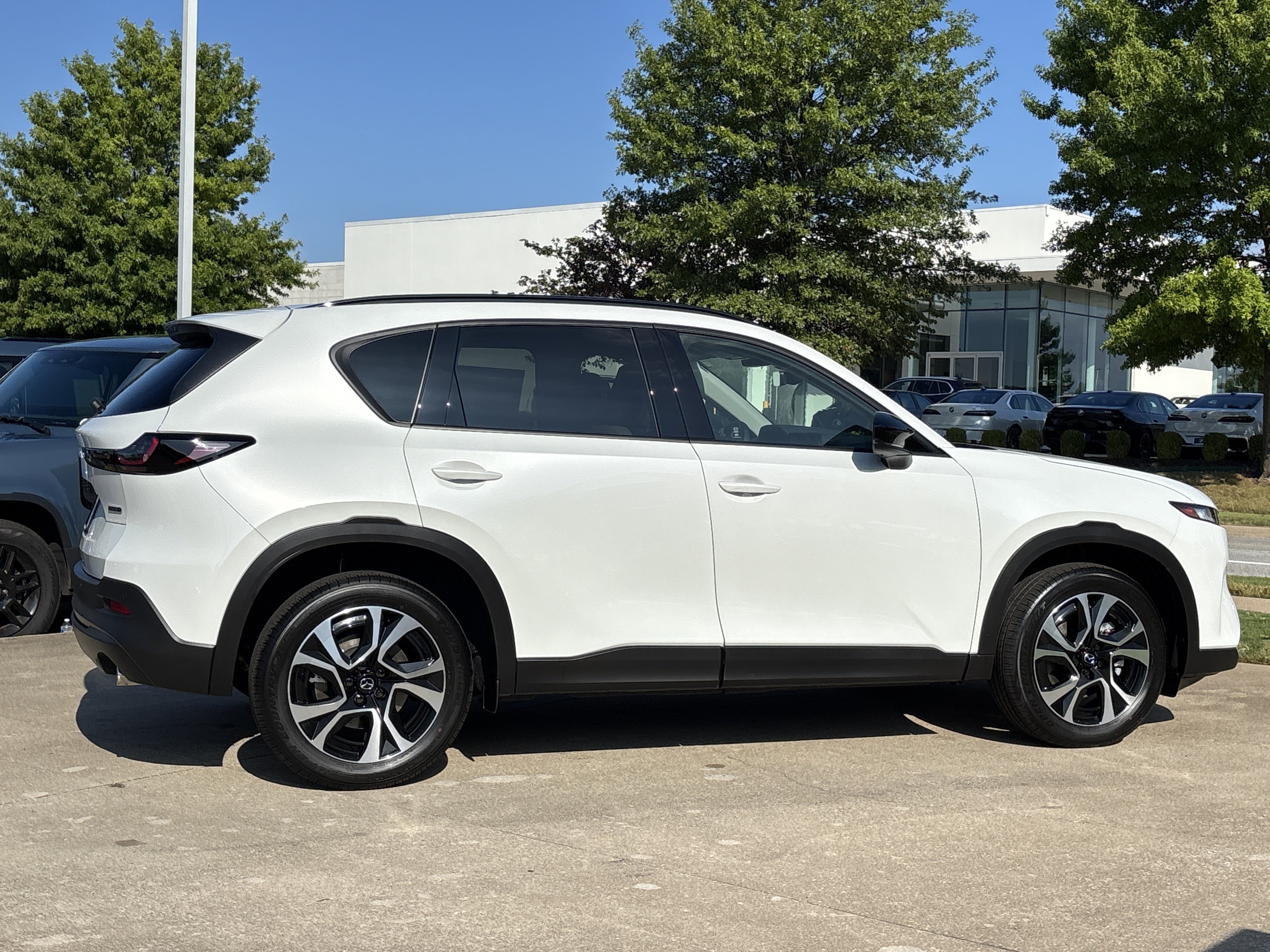 New 2026 MAZDA CX-5 Preferred AWD/4WD image 2