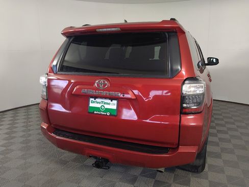 Used 2021 Toyota 4Runner SR5 RWD image 7