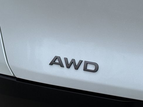 New 2026 Nissan Murano SL image 8