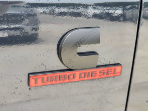 New 2026 RAM 2500 Laramie AWD/4WD image 12