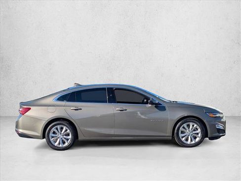 Used 2020 Chevrolet Malibu LT image 4