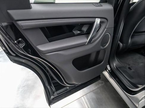 New 2025 Land Rover Discovery Sport S image 25