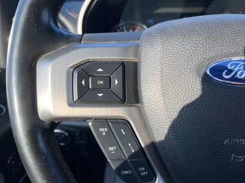 Used 2020 Ford F150 Platinum w/ Equipment Group 701A Luxury image 17