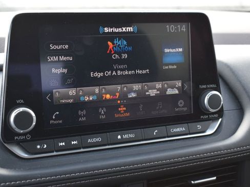 Used 2023 Nissan Rogue SV image 11