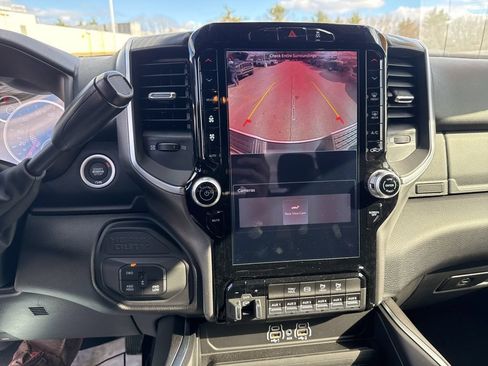 New 2025 RAM 2500 Big Horn AWD/4WD image 14