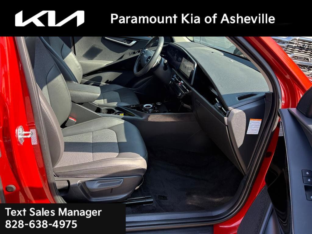 Certified 2023 Kia Niro Wind FWD image 19