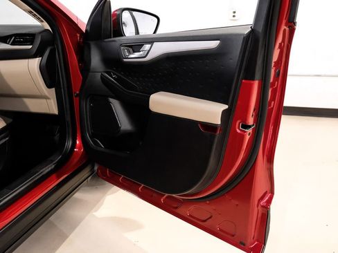 Used 2020 Ford Escape SEL image 43